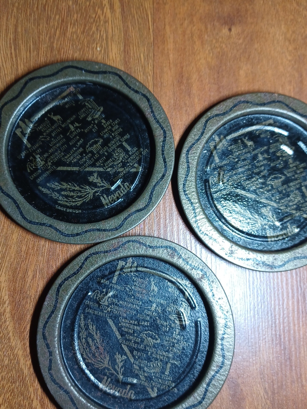 Vintage Black and Gold Round Decorative Coasters